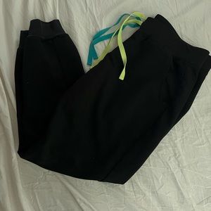 FIGS- black Zamora joggers